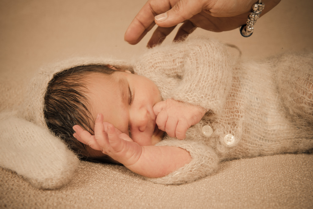 fotografo-newborn-bebes-nado-reportatge-newborn-fotografianens-girona-007.jpg
